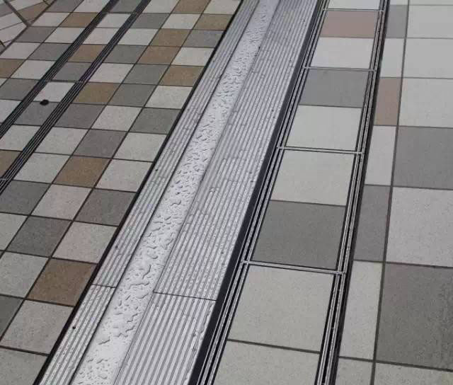 缝隙式排水沟效果图01.jpg